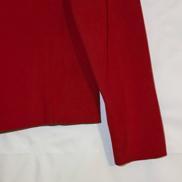 Liz Claiborne Women’s Cherry Red Top Sweater. With Zip Closure 
Medium. NWOT - Picture 5 of 11